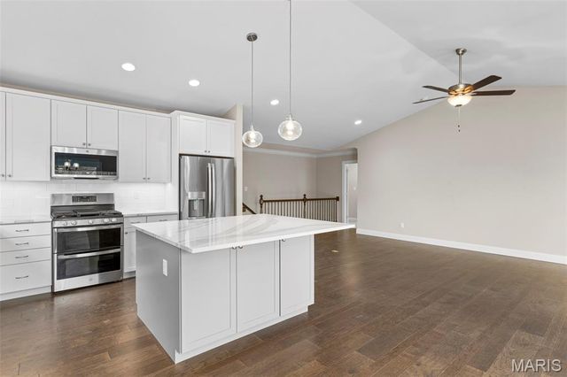 2 Maple at River Bluffs Manors, Florissant, MO 63031