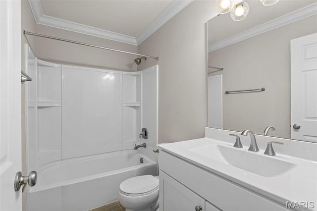 2 Maple at River Bluffs Manors, Florissant, MO 63031
