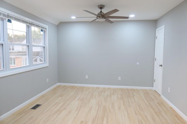 10938 MODENA PL, Philadelphia, PA 19154