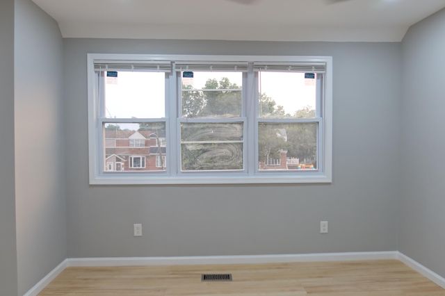 10938 MODENA PL, Philadelphia, PA 19154