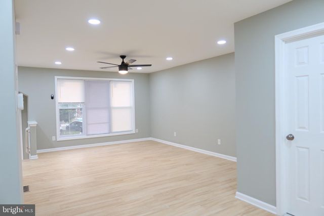 10938 MODENA PL, Philadelphia, PA 19154
