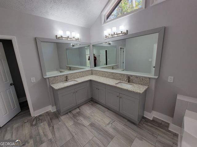 260 Greenfield Circle, Fayetteville, GA 30215