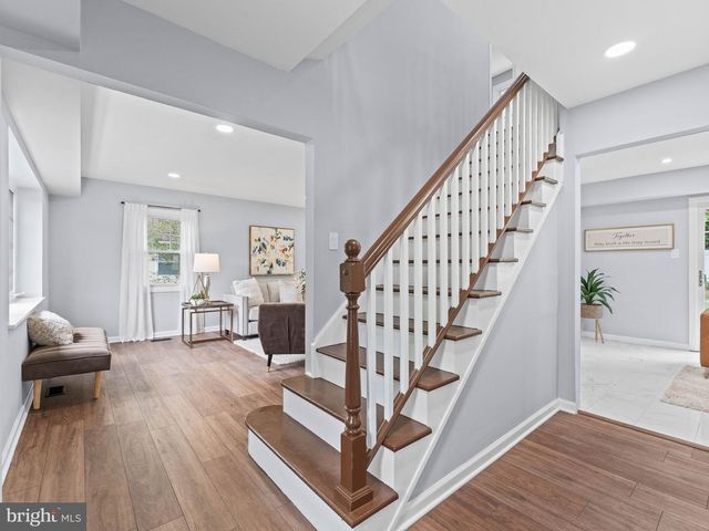 69 EDGELY LN, Willingboro, NJ 08046
