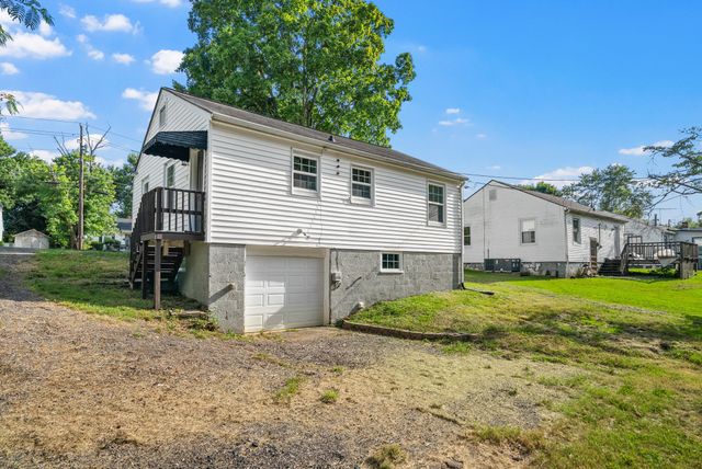 731 Woodmont Blvd, Clarksville, TN 37040