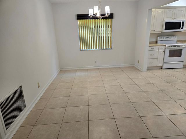 10125 NW 71st Street, Tamarac, FL 33321