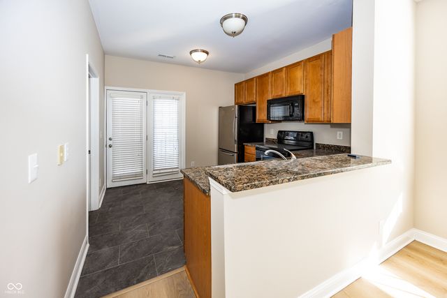 448 American Way S, Carmel, IN 46032