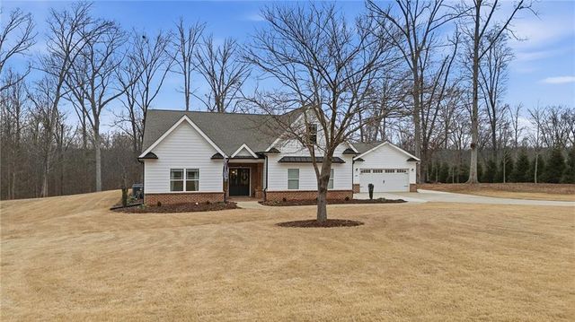 246 Emmaline Lane, Jefferson, GA 30549