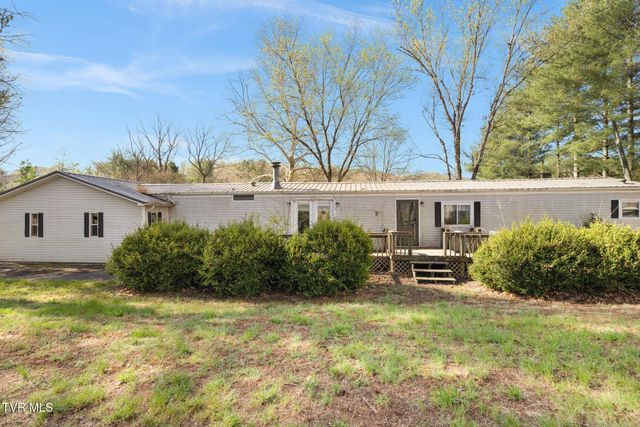 717 White Top Road, Bluff City, TN 37618