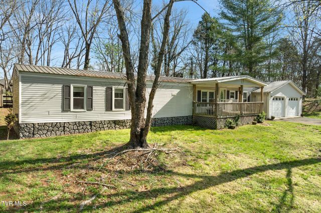 717 White Top Road, Bluff City, TN 37618