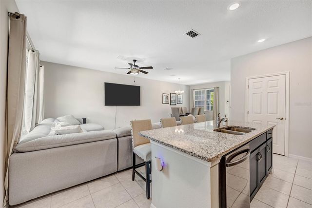 5022 AVALON PARK BOULEVARD, Wesley Chapel, FL 33545
