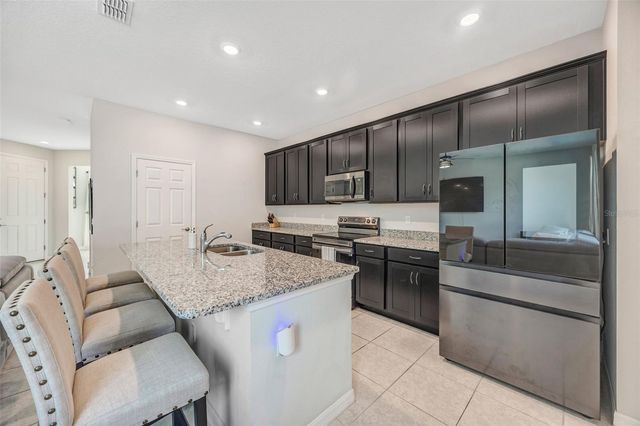 5022 AVALON PARK BOULEVARD, Wesley Chapel, FL 33545