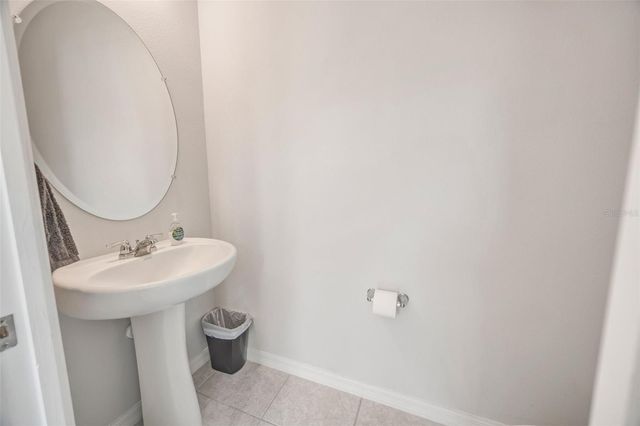 5022 AVALON PARK BOULEVARD, Wesley Chapel, FL 33545