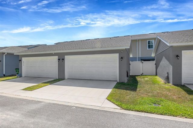 5022 AVALON PARK BOULEVARD, Wesley Chapel, FL 33545
