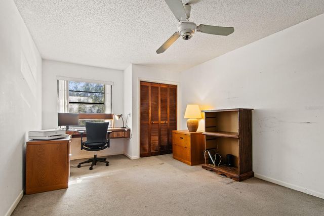 4505 WHITWORTH LANE, Tampa, FL 33624