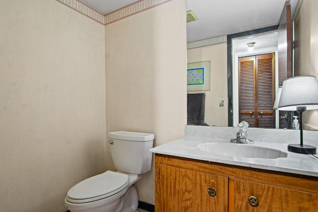 4505 WHITWORTH LANE, Tampa, FL 33624