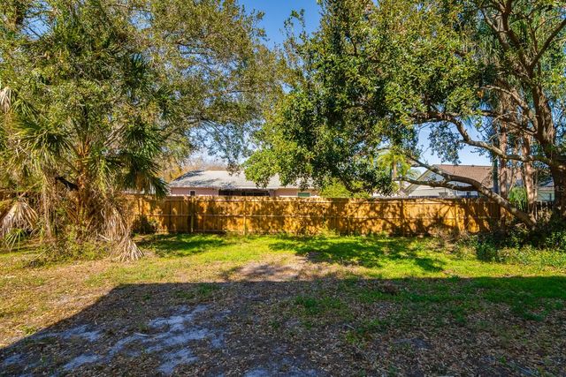 4505 WHITWORTH LANE, Tampa, FL 33624