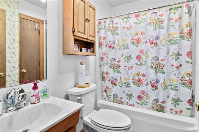 1094 E TAFTOWN Road, Princeton, IN 47670