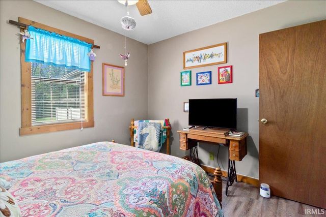 1094 E TAFTOWN Road, Princeton, IN 47670