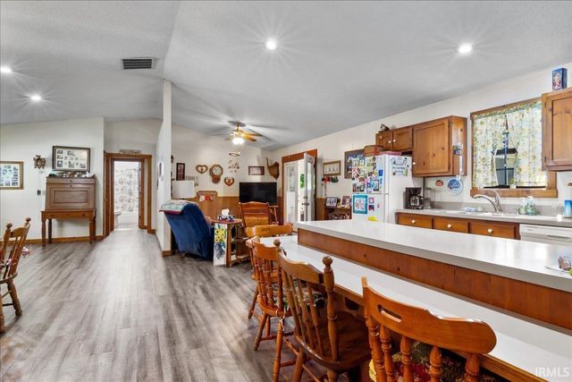 1094 E TAFTOWN Road, Princeton, IN 47670