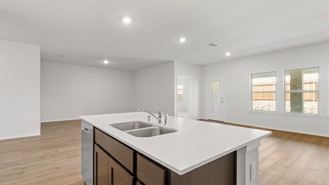 1913 Reveille Way, Terrell, TX 75160