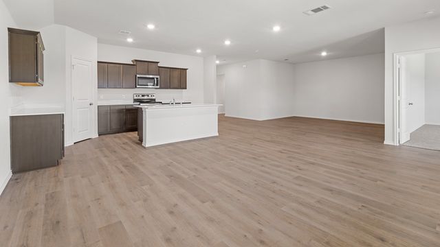 1913 Reveille Way, Terrell, TX 75160