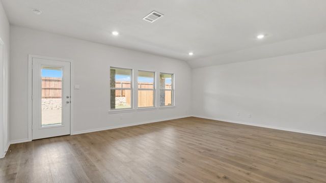 1913 Reveille Way, Terrell, TX 75160