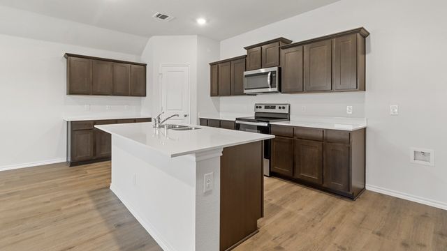 1913 Reveille Way, Terrell, TX 75160