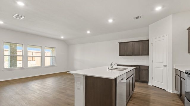 1913 Reveille Way, Terrell, TX 75160