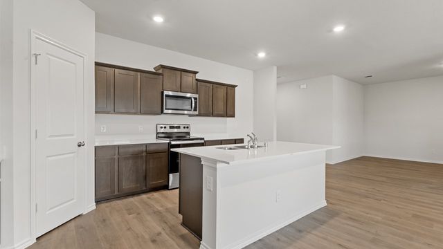 1913 Reveille Way, Terrell, TX 75160