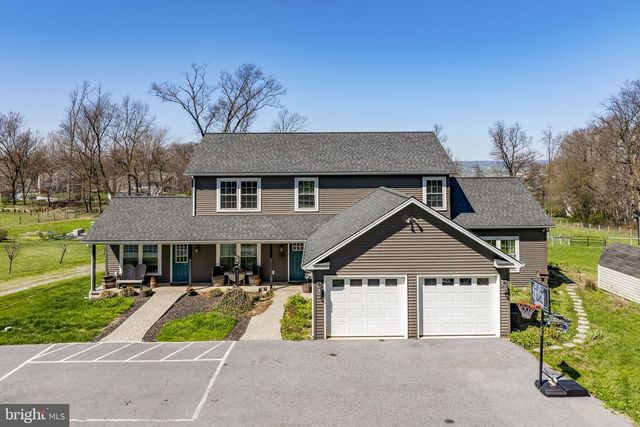 744 LIME QUARRY RD, Gap, PA 17527