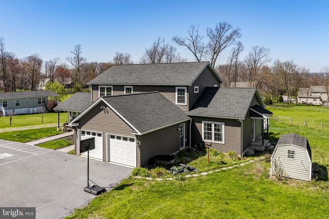 744 LIME QUARRY RD, Gap, PA 17527