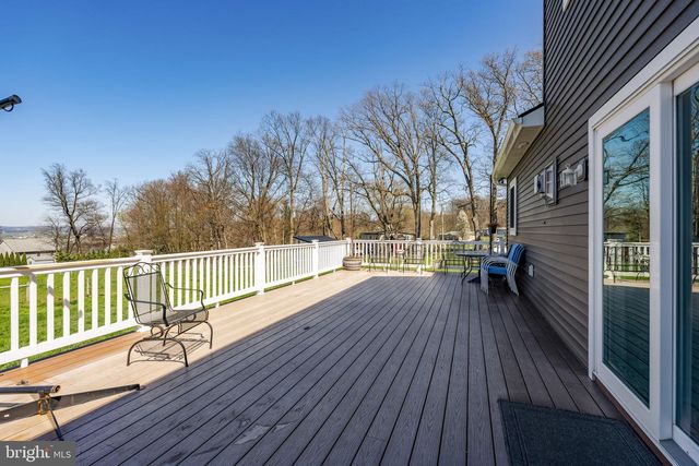744 LIME QUARRY RD, Gap, PA 17527
