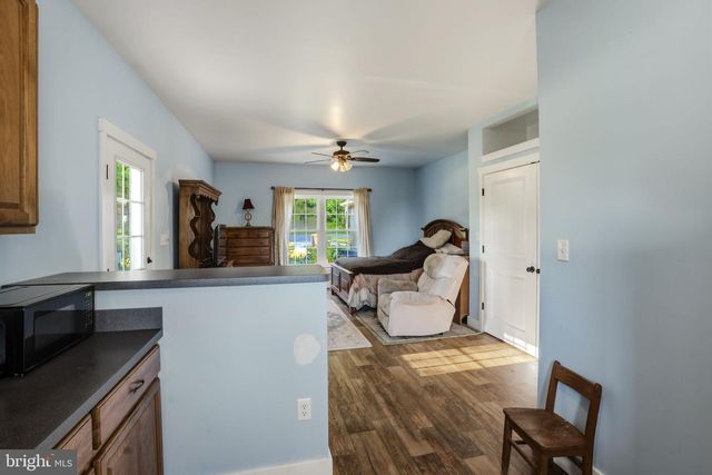 744 LIME QUARRY RD, Gap, PA 17527