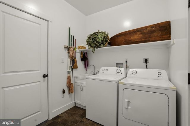 744 LIME QUARRY RD, Gap, PA 17527