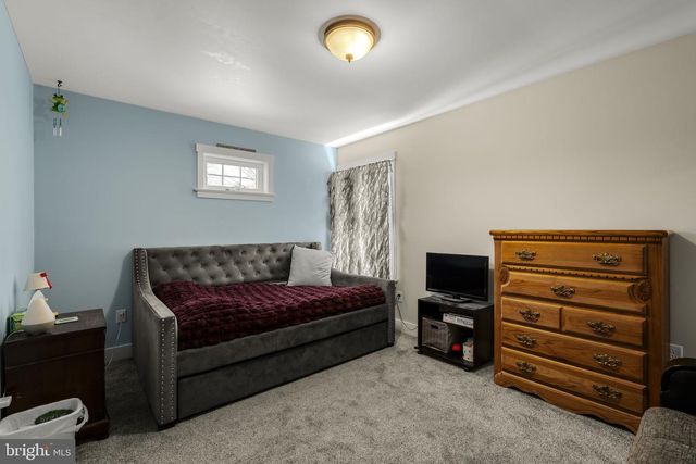 744 LIME QUARRY RD, Gap, PA 17527