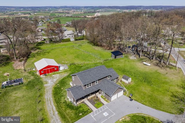 744 LIME QUARRY RD, Gap, PA 17527