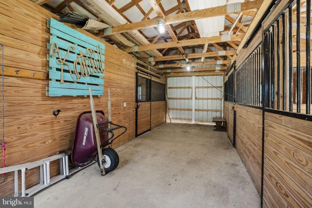 744 LIME QUARRY RD, Gap, PA 17527