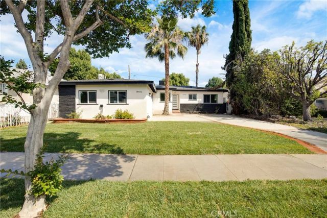 19649 Friar, Tarzana, CA 91335