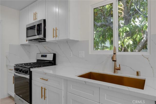 19649 Friar, Tarzana, CA 91335