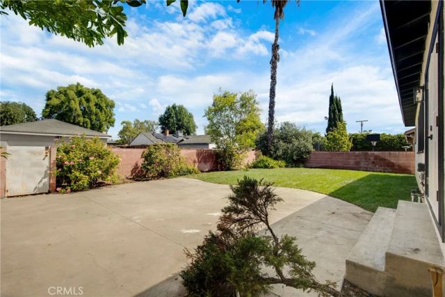 19649 Friar, Tarzana, CA 91335