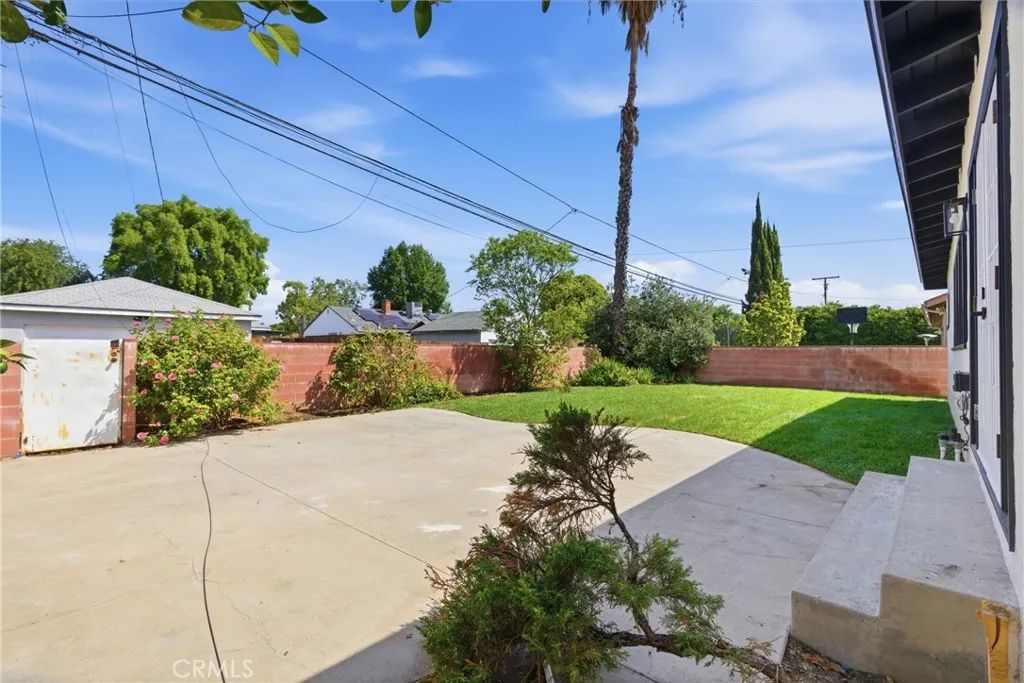 19649 Friar, Tarzana, CA 91335