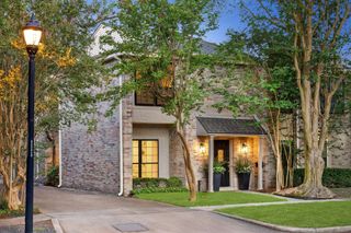 6721 Belmont Street, West University Place, TX 77005