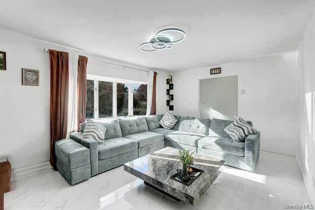 61 S Merrick Road, Massapequa, NY 11758