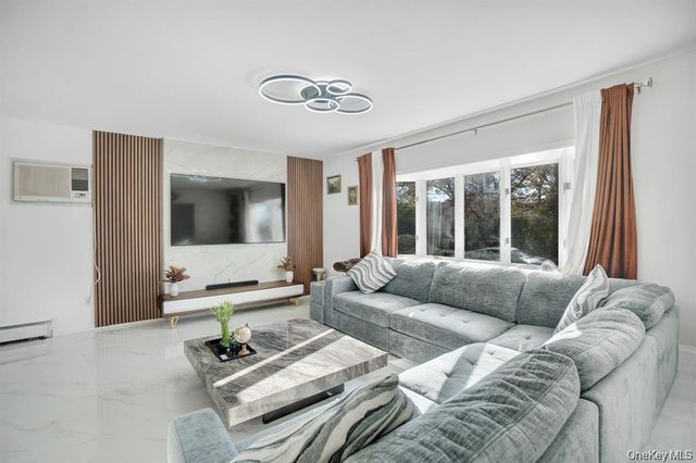 61 S Merrick Road, Massapequa, NY 11758