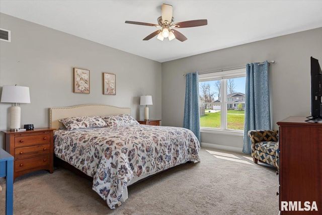 47 Plover Drive, Chatham, IL 62629