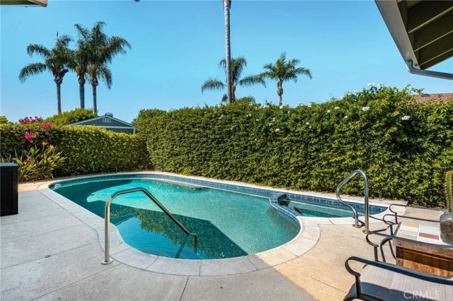 3121 N Hearthside, Orange, CA 92865