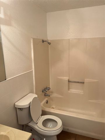 605 S Ann Street, Terrell, TX 75160