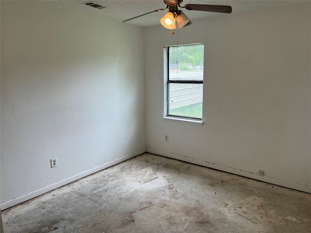 605 S Ann Street, Terrell, TX 75160