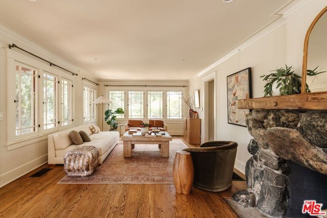 10610 Pinyon Avenue, Tujunga (los Angeles), CA 91042
