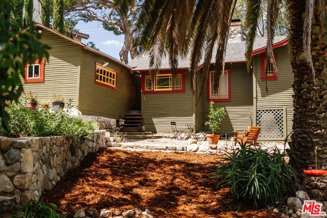 10610 Pinyon Avenue, Tujunga (los Angeles), CA 91042